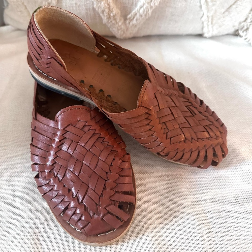 Women's Sol Woven Leather Huaraches Shoes Flat Size 6